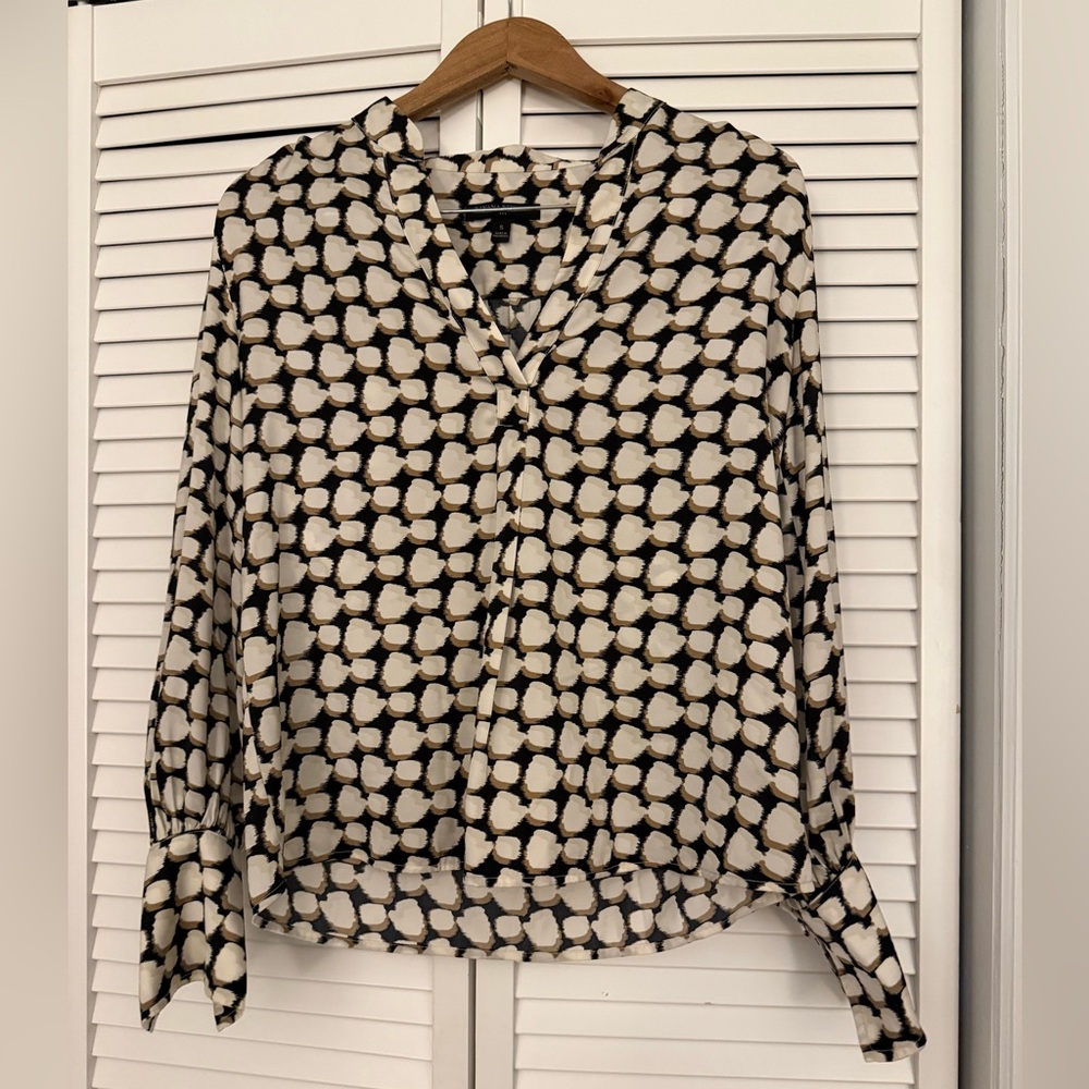 Banana Republic Black and Cream Patterned Blouse
